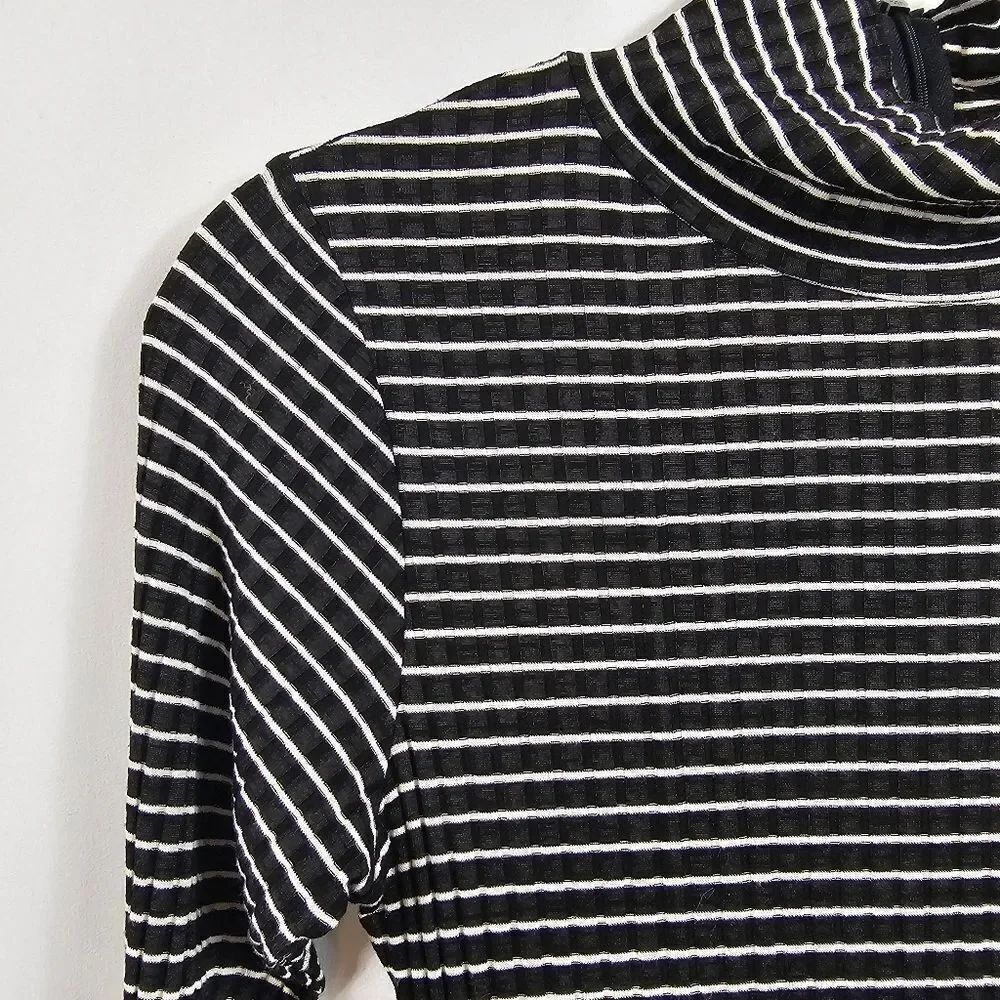 NWT LNA Long Sleeve Turtleneck Midi Dress in Black and White - Size S - Picture 3 of 8